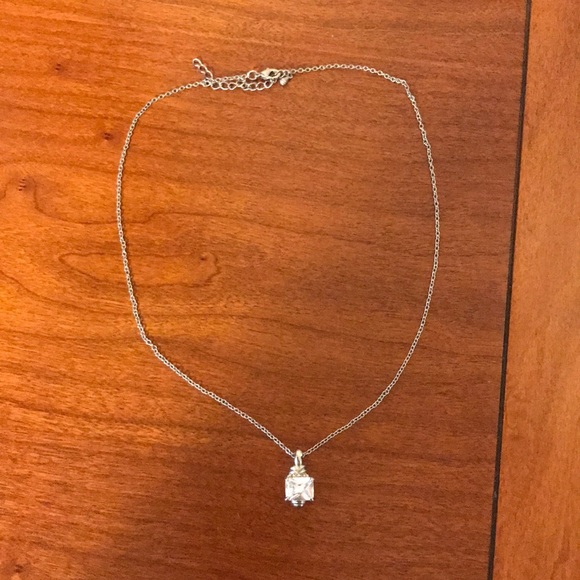 Jewelry - Picture 6 of 6